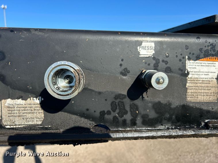 image for item DN0696 2015 Etnyre  RTN55TD3 lowboy equipment trailer