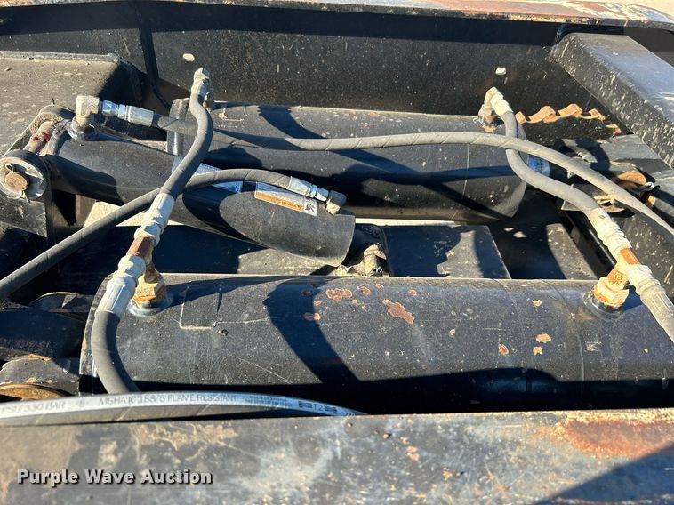 image for item DN0696 2015 Etnyre  RTN55TD3 lowboy equipment trailer