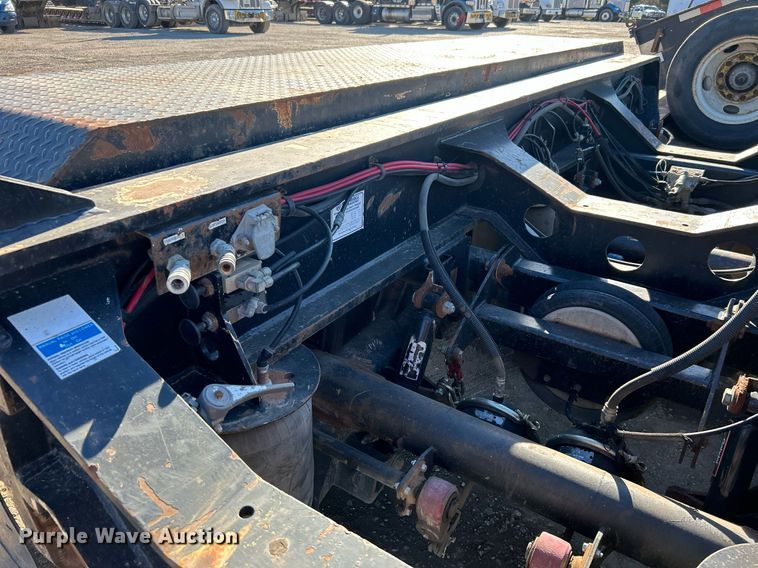 image for item DN0696 2015 Etnyre  RTN55TD3 lowboy equipment trailer