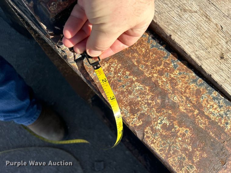 image for item DN0696 2015 Etnyre  RTN55TD3 lowboy equipment trailer