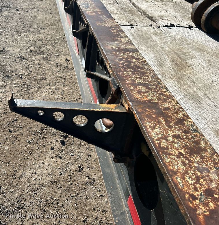 image for item DN0696 2015 Etnyre  RTN55TD3 lowboy equipment trailer