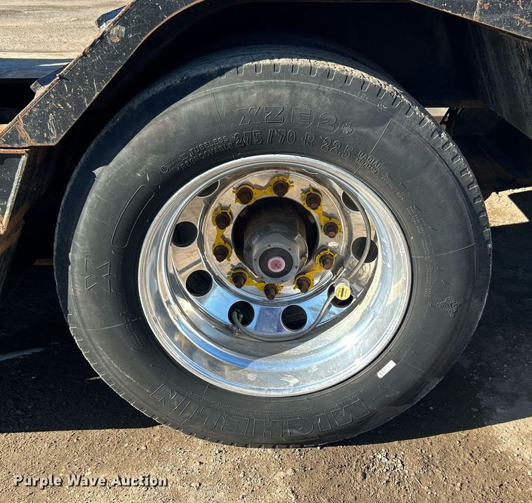 image for item DN0696 2015 Etnyre  RTN55TD3 lowboy equipment trailer