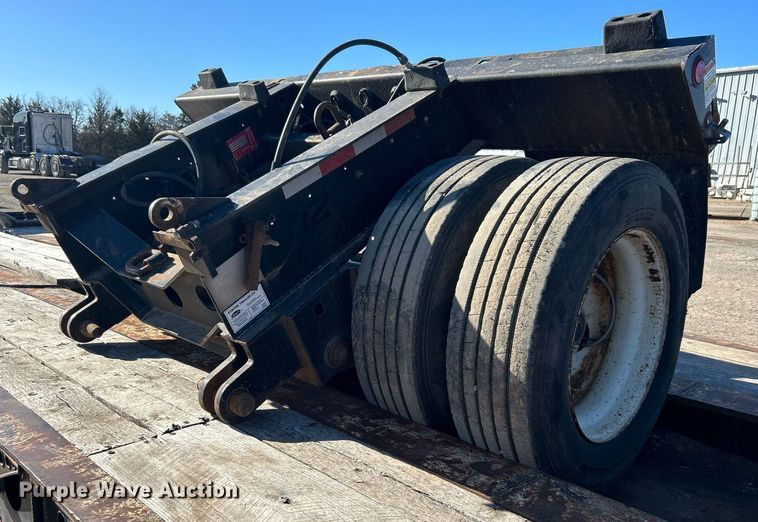 image for item DN0696 2015 Etnyre  RTN55TD3 lowboy equipment trailer