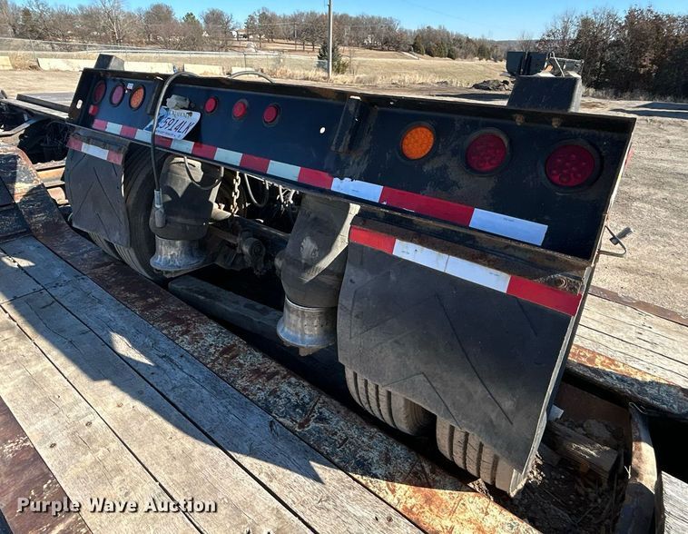image for item DN0696 2015 Etnyre  RTN55TD3 lowboy equipment trailer