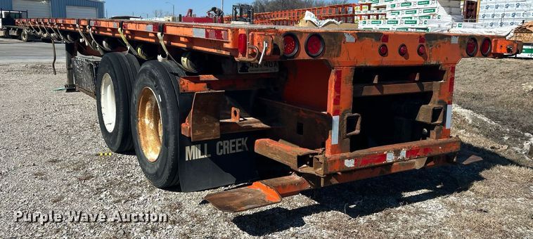 image for item DN0707 1999 Wabash flatbed trailer