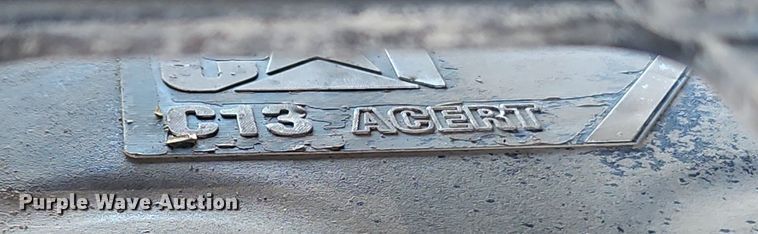 image for item DN7203 2009 Kenworth T800 semi truck