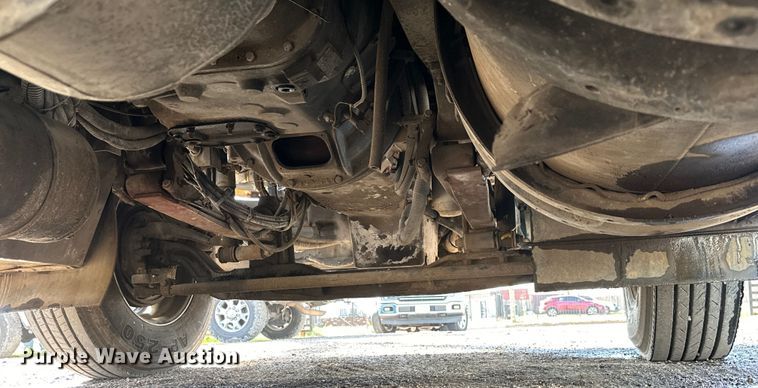 image for item DN7681 2005 Kenworth  T600 semi truck