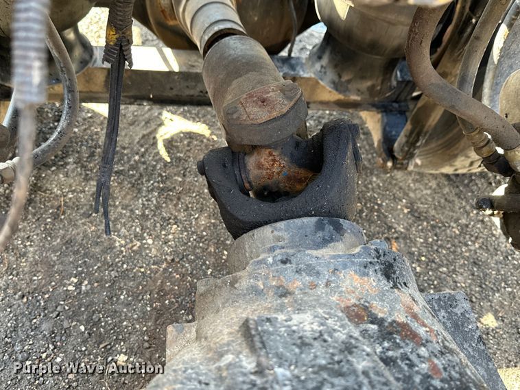 image for item DN7681 2005 Kenworth  T600 semi truck