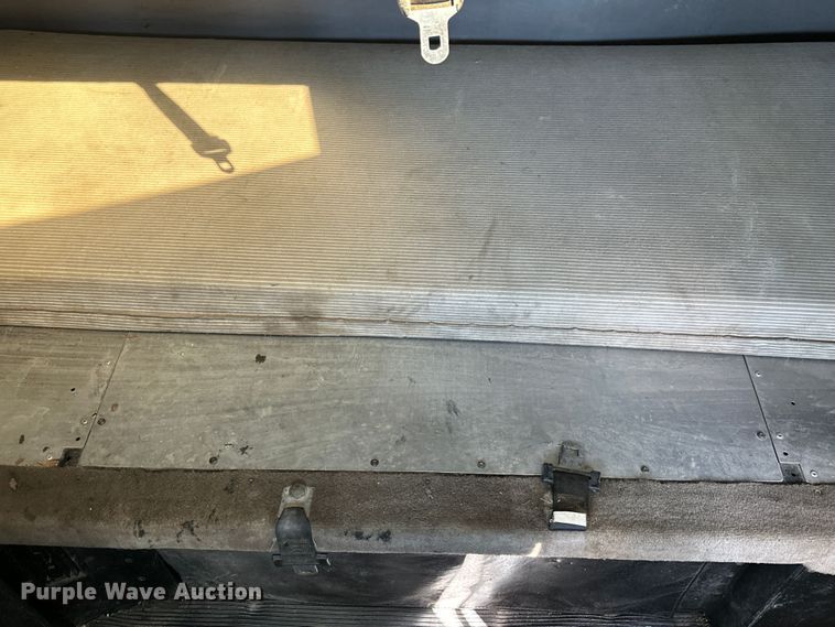 image for item DN7681 2005 Kenworth  T600 semi truck