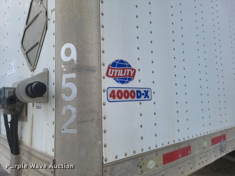 image for item DO4816 2008 Utility  4000D-X dry van trailer