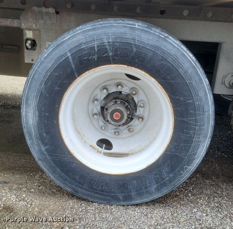 image for item DO4816 2008 Utility  4000D-X dry van trailer