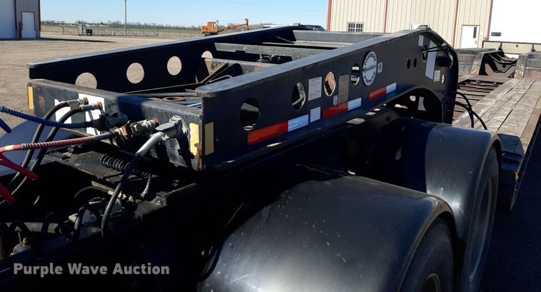 image for item DP2591 2000 Fontaine  TL50-NGP lowboy equipment trailer