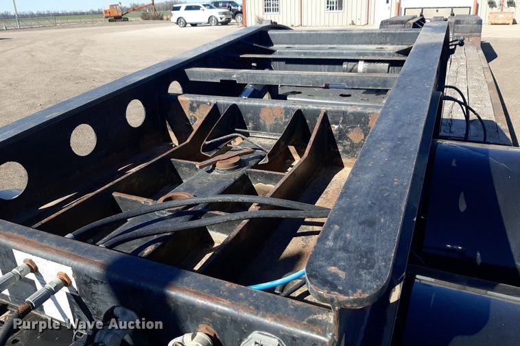 image for item DP2591 2000 Fontaine  TL50-NGP lowboy equipment trailer