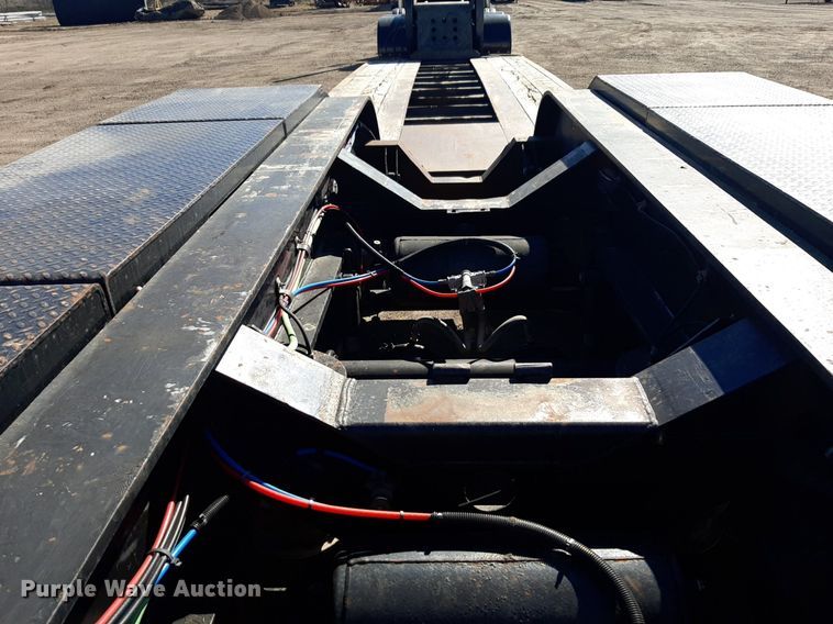 image for item DP2591 2000 Fontaine  TL50-NGP lowboy equipment trailer
