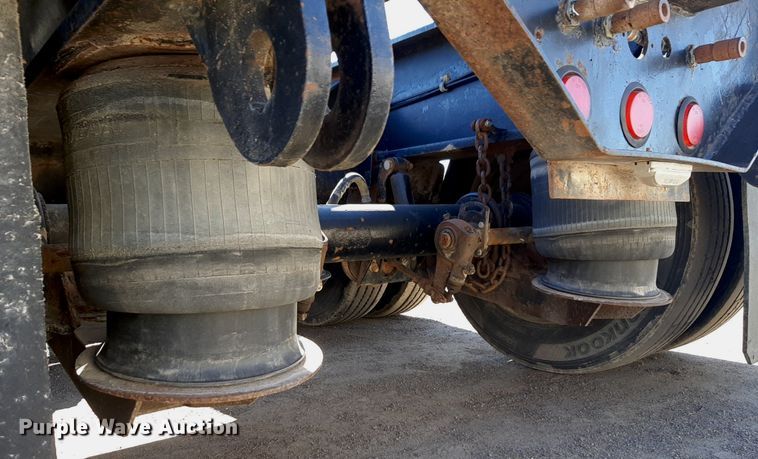 image for item DP2591 2000 Fontaine  TL50-NGP lowboy equipment trailer