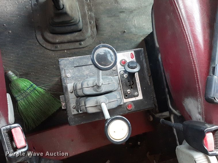 image for item DP2622 2006 Peterbilt  rollback truck