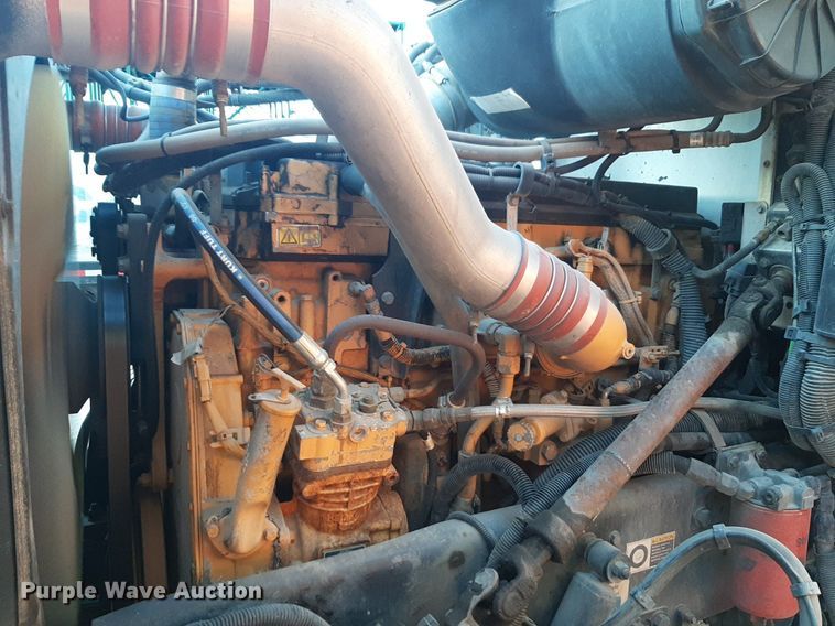 image for item DP2622 2006 Peterbilt  rollback truck