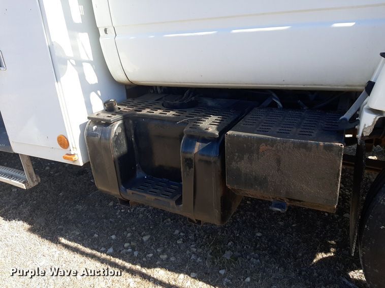 image for item DP2628 1996 GMC TopKick forestry bucket truck