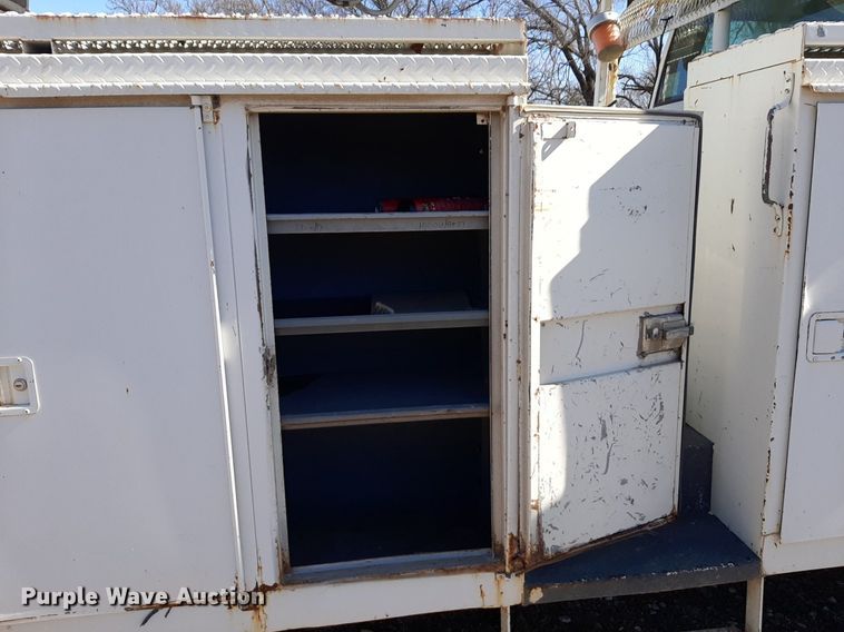 image for item DP2628 1996 GMC TopKick forestry bucket truck