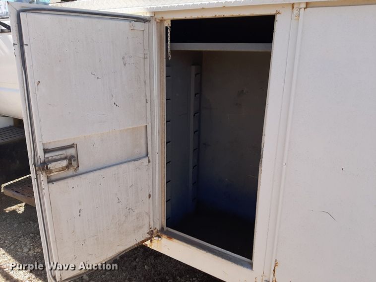 image for item DP2628 1996 GMC TopKick forestry bucket truck