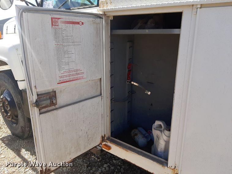 image for item DP2628 1996 GMC TopKick forestry bucket truck