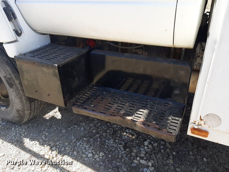 image for item DP2628 1996 GMC TopKick forestry bucket truck