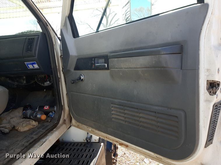 image for item DP2628 1996 GMC TopKick forestry bucket truck