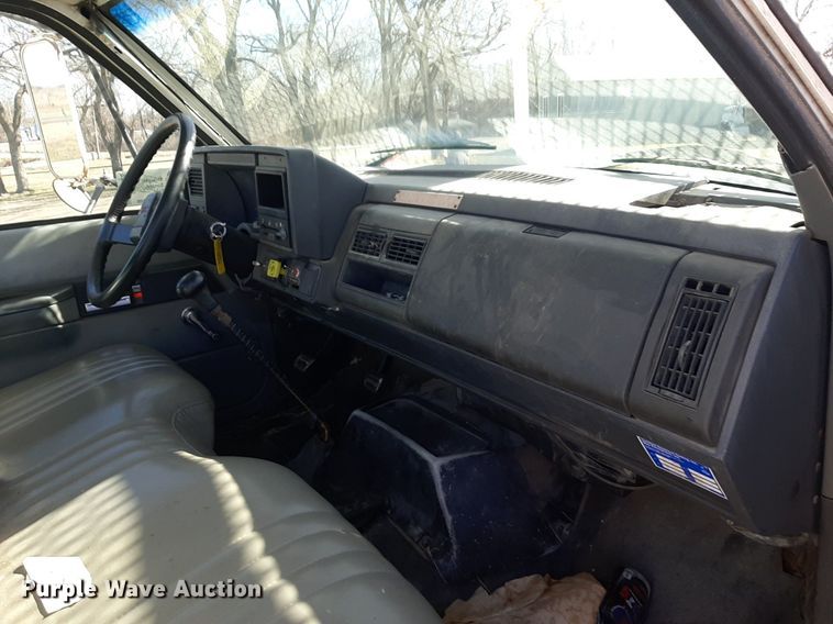 image for item DP2628 1996 GMC TopKick forestry bucket truck