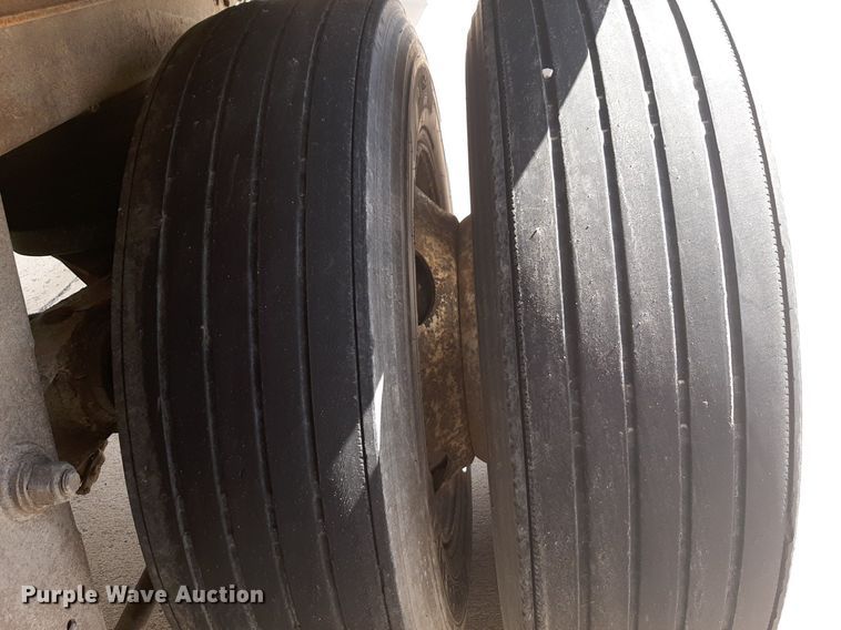 image for item DP2672 2006 Wabash dry van trailer