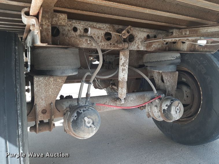 image for item DP2673 2005 Wabash dry van trailer