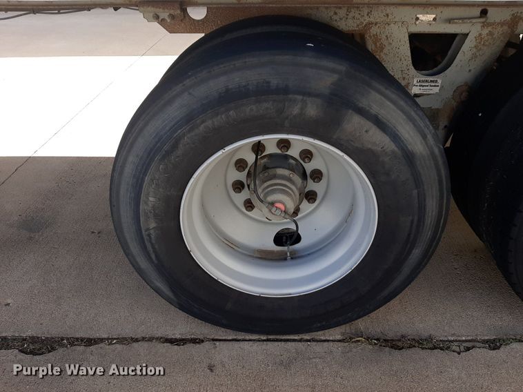 image for item DP2673 2005 Wabash dry van trailer