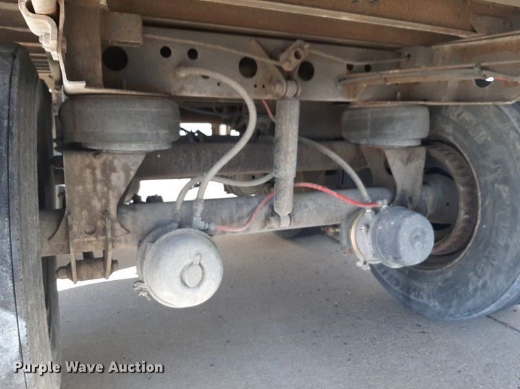 image for item DP2674 2007 Wabash dry van trailer