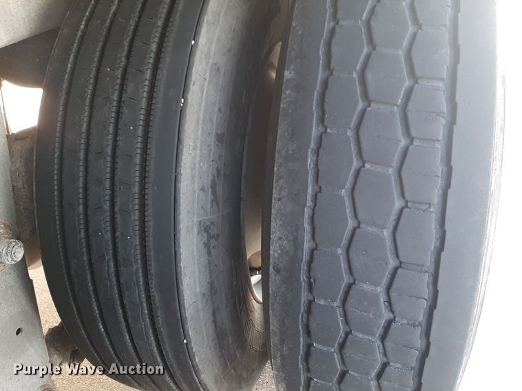 image for item DP2674 2007 Wabash dry van trailer