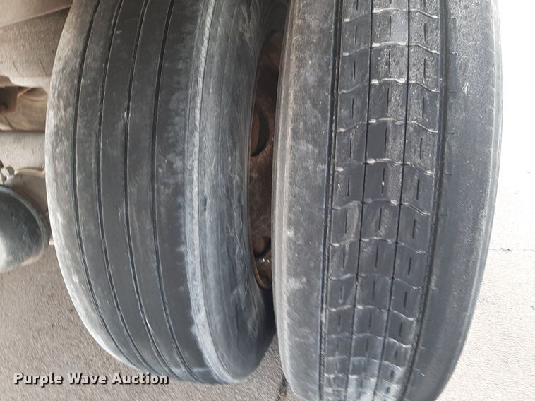 image for item DP2674 2007 Wabash dry van trailer