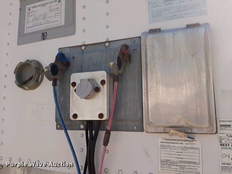 image for item DP2675 2007 Wabash dry van trailer