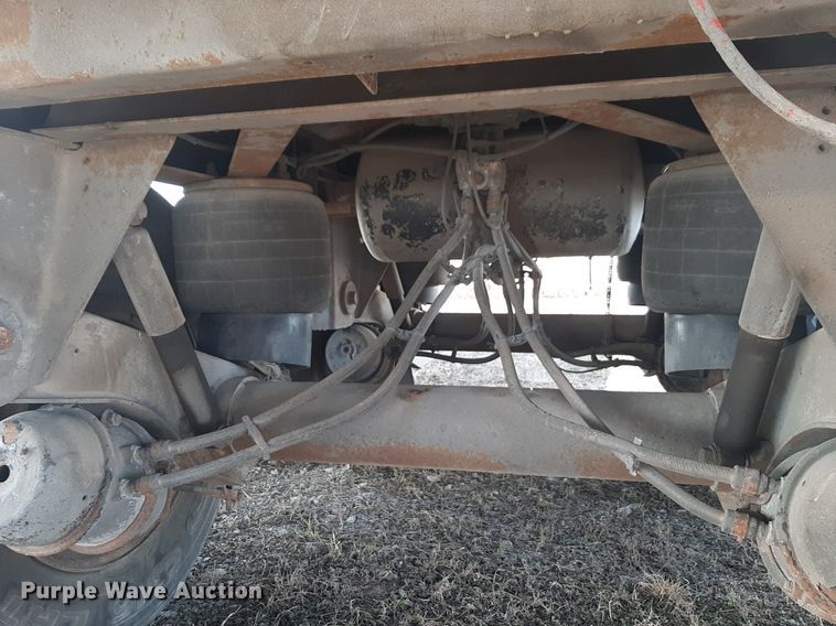 image for item DP2675 2007 Wabash dry van trailer