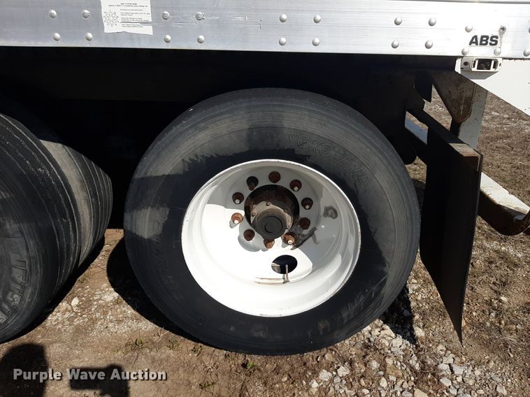 image for item DP2676 2005 Lufkin  dry van trailer
