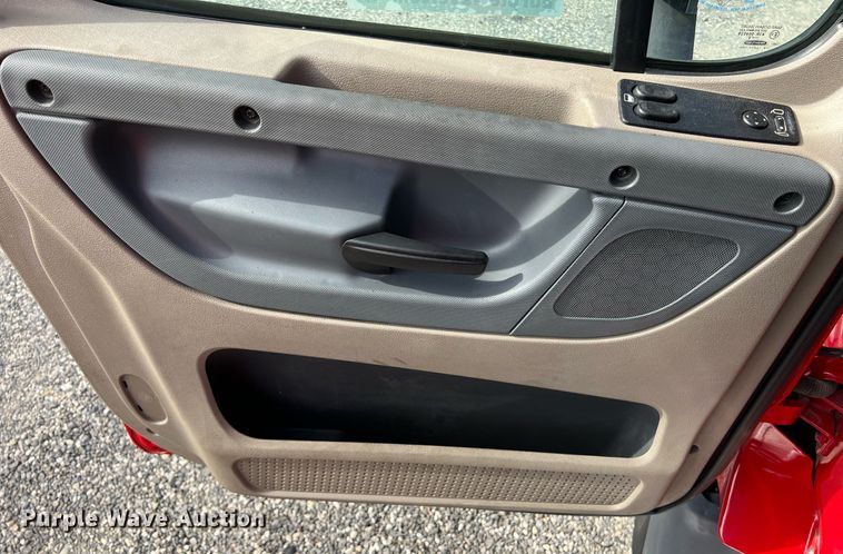 image for item DQ2365 2017 Freightliner  Cascadia 125 semi truck