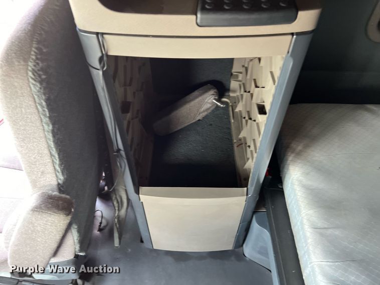 image for item DQ2365 2017 Freightliner  Cascadia 125 semi truck