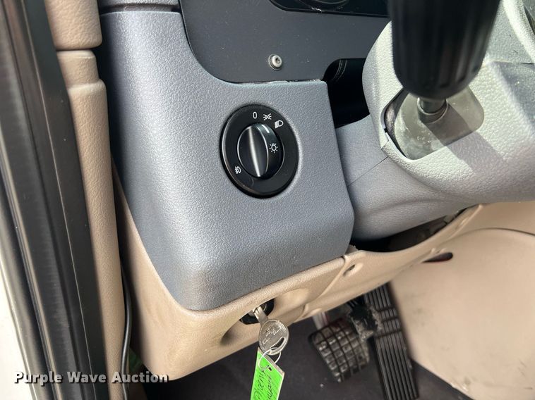 image for item DQ2366 2018 Freightliner Cascadia 125 semi truck