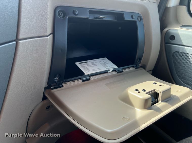 image for item DQ2366 2018 Freightliner Cascadia 125 semi truck