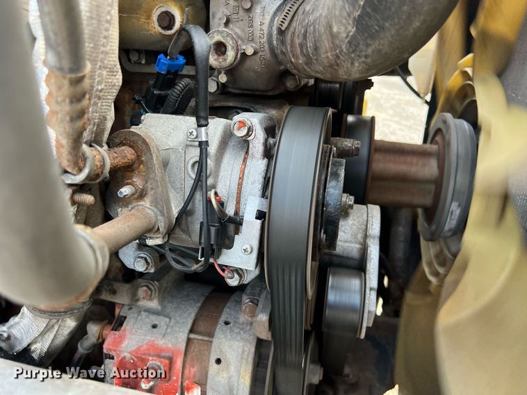 image for item DQ2366 2018 Freightliner Cascadia 125 semi truck