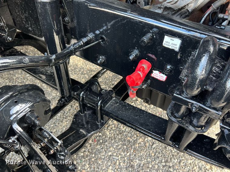 image for item DQ2366 2018 Freightliner Cascadia 125 semi truck