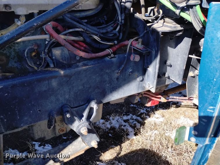 image for item DQ5994 2000 Freightliner FLD Classic XL semi truck