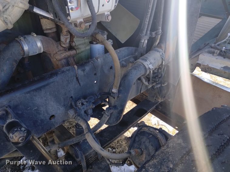 image for item DQ5994 2000 Freightliner FLD Classic XL semi truck