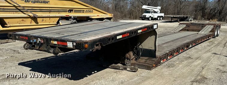 image for item DQ6316 2002 Fontaine  drop deck equipment trailer