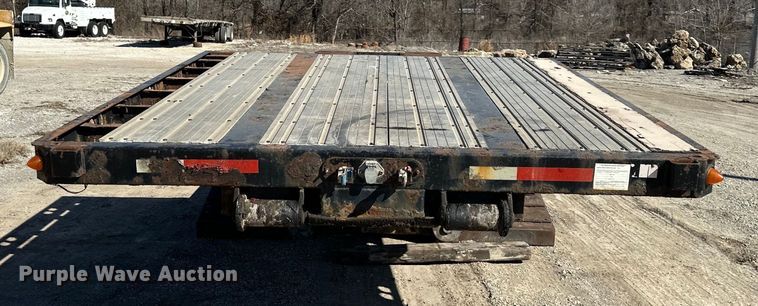 image for item DQ6316 2002 Fontaine  drop deck equipment trailer