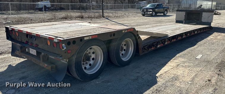 image for item DQ6316 2002 Fontaine  drop deck equipment trailer