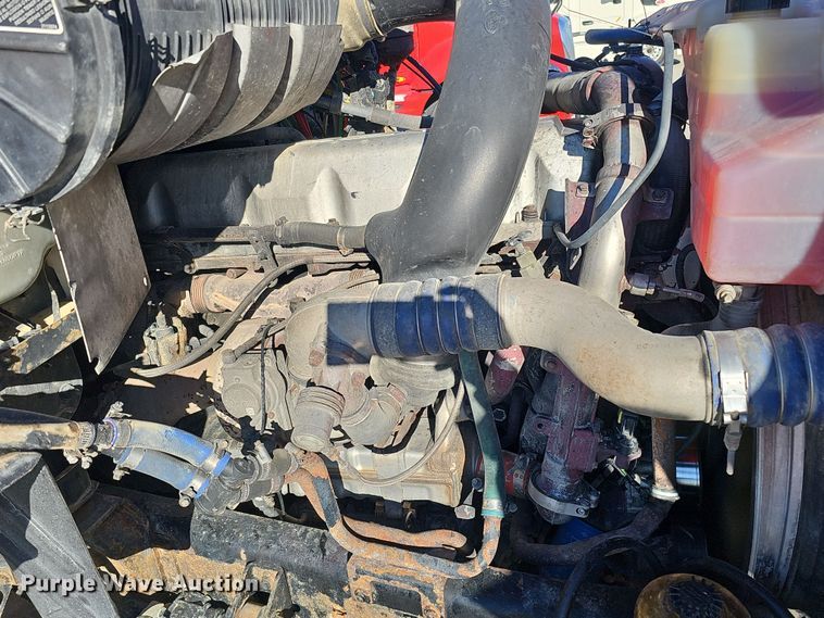 image for item DQ8520 2009 Mack CXU613 semi truck