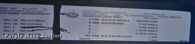 image for item DQ8520 2009 Mack CXU613 semi truck